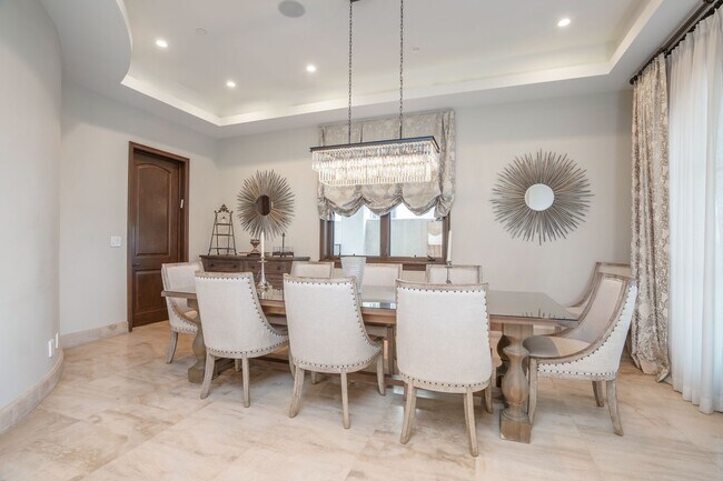 Building Photo - Beverly Hills Luxury Villa with Resort-Style Pool & Spa