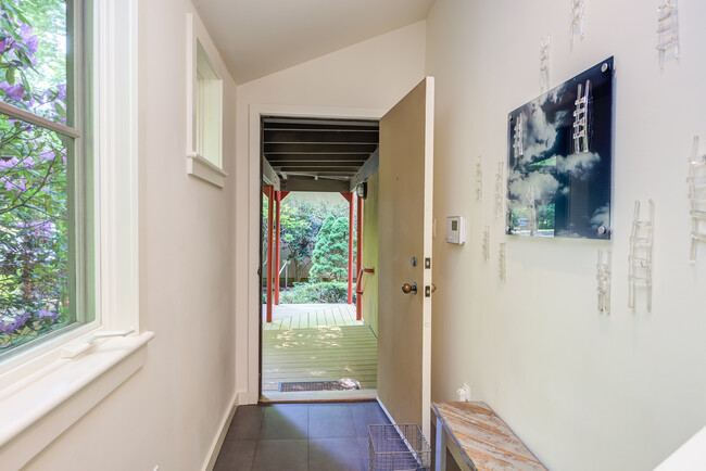 Building Photo - 4416 Arrowhead Trail
