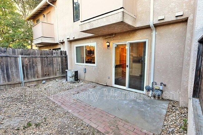 Building Photo - 5820 Alorn Ln