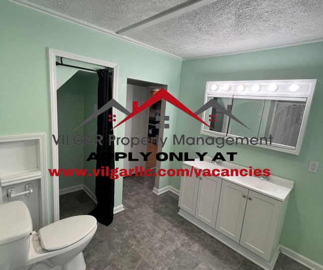 Building Photo - Step into this fully refreshed 5-bedroom, ...