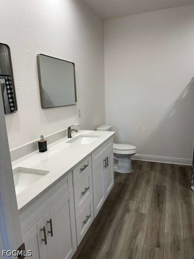 Building Photo - 3125 Kanek Cir