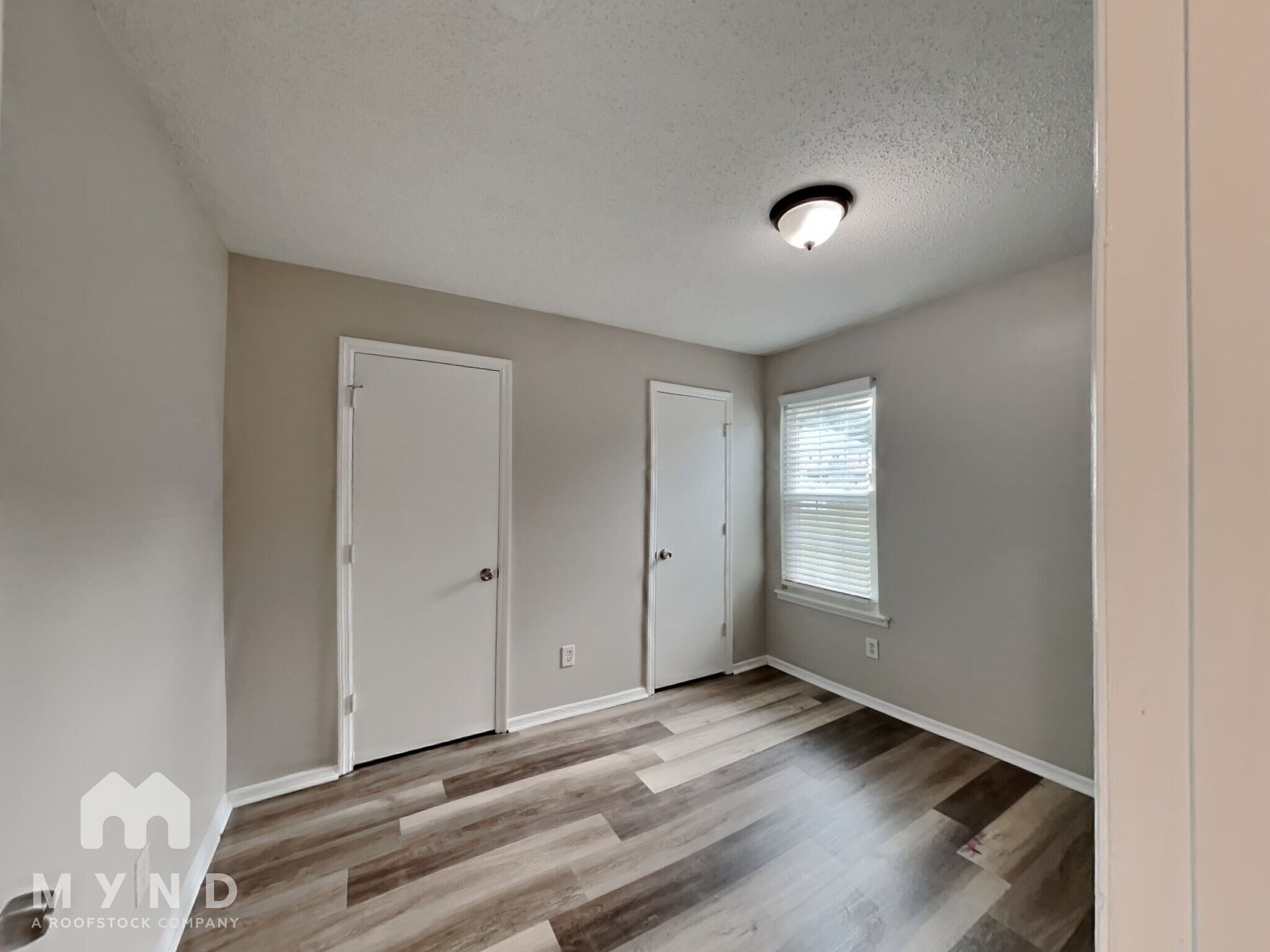 Building Photo - 1380 Paddocks Way