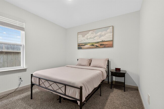 Building Photo - 12812 Tokenhouse Ln
