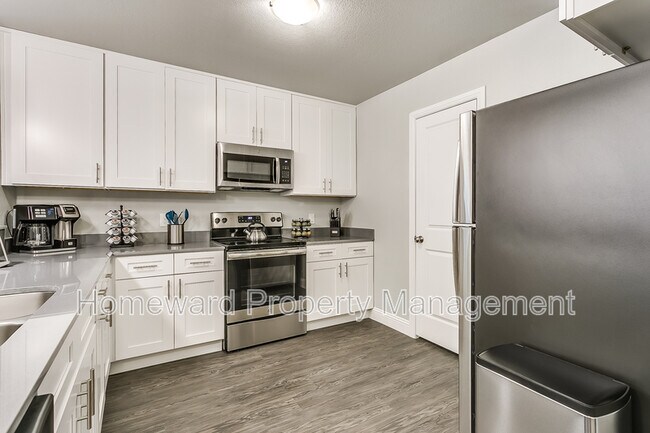 Building Photo - 4020 Sheraton Rd