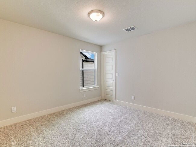 Building Photo - 16011 Babcock Rd