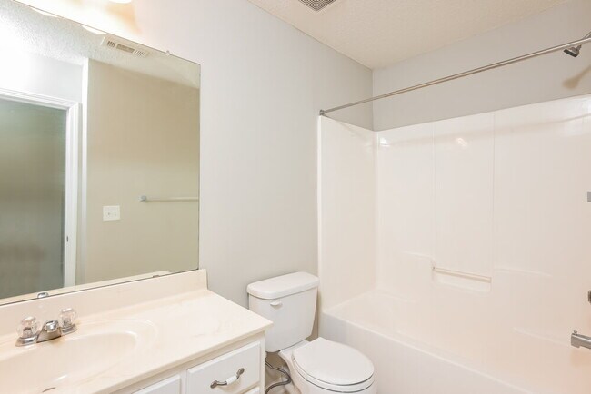 Building Photo - 2083 Reserve Pkwy