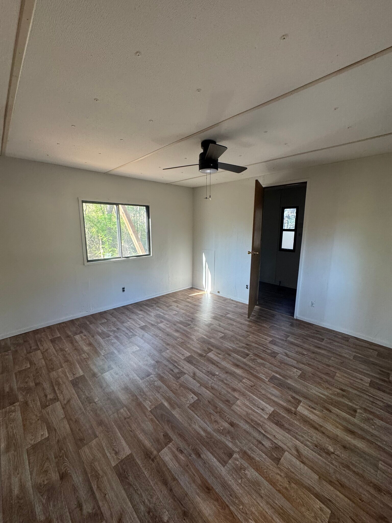 Building Photo - 7485 Sturrock Rd