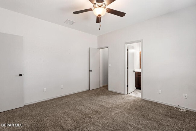 Building Photo - 11648 Flor Freesia Dr
