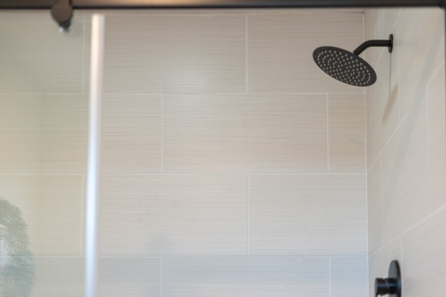 Building Photo - 7902 E Latham St