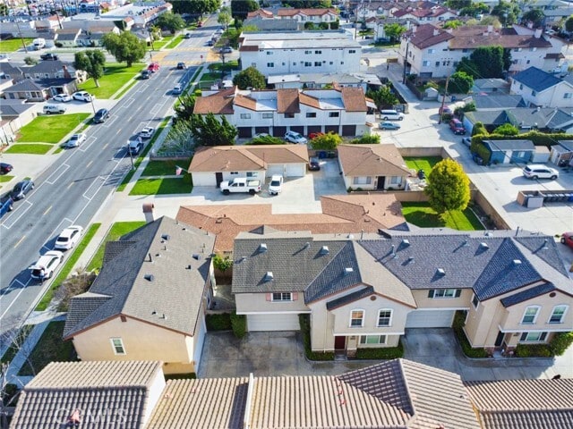 Building Photo - 10773 Chestnut St