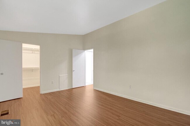 Building Photo - 4771 Parkman Ct