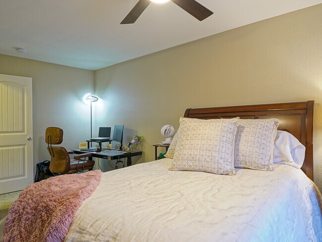Building Photo - 4792 Kerry Lynn View