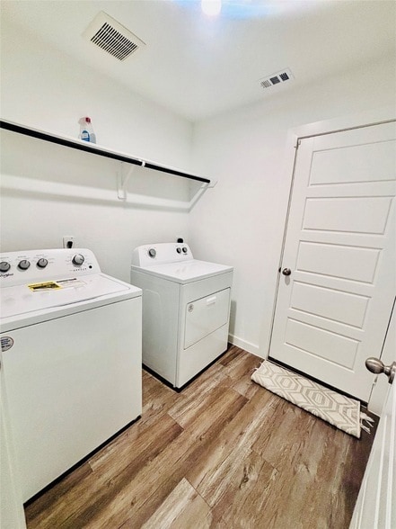 Building Photo - 1119 Fringed Bluestar Dr