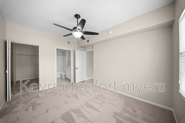 Building Photo - 11400 Ocean Walk Dr