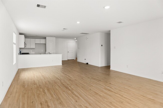 Building Photo - 4627 Sterling Pr Trl