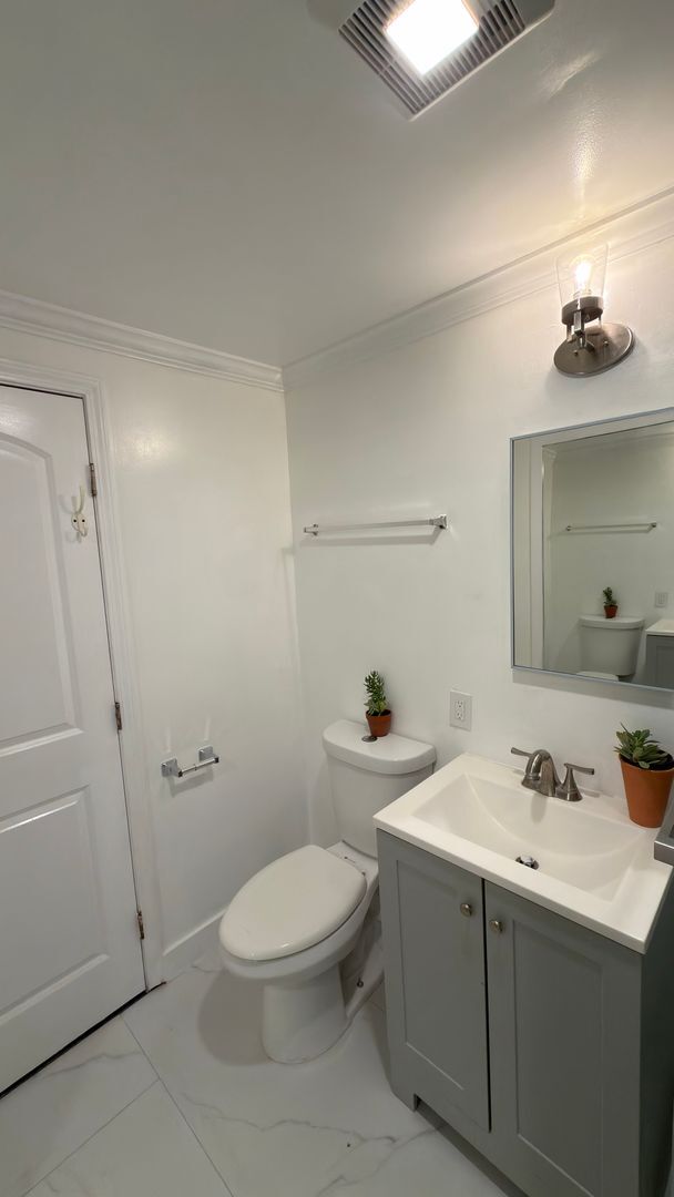 Building Photo - **BEAUTIFUL FOUR BED TWO BATH HOME IN DUARTE **