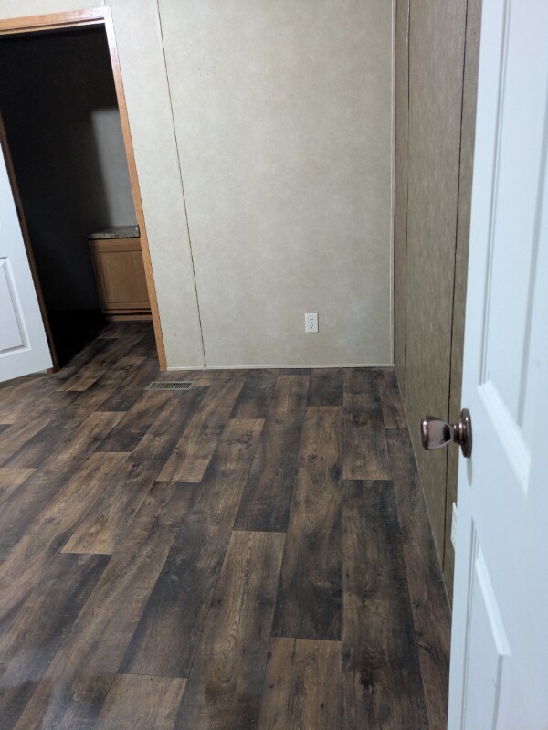 Building Photo - 1754 W Springville Rd