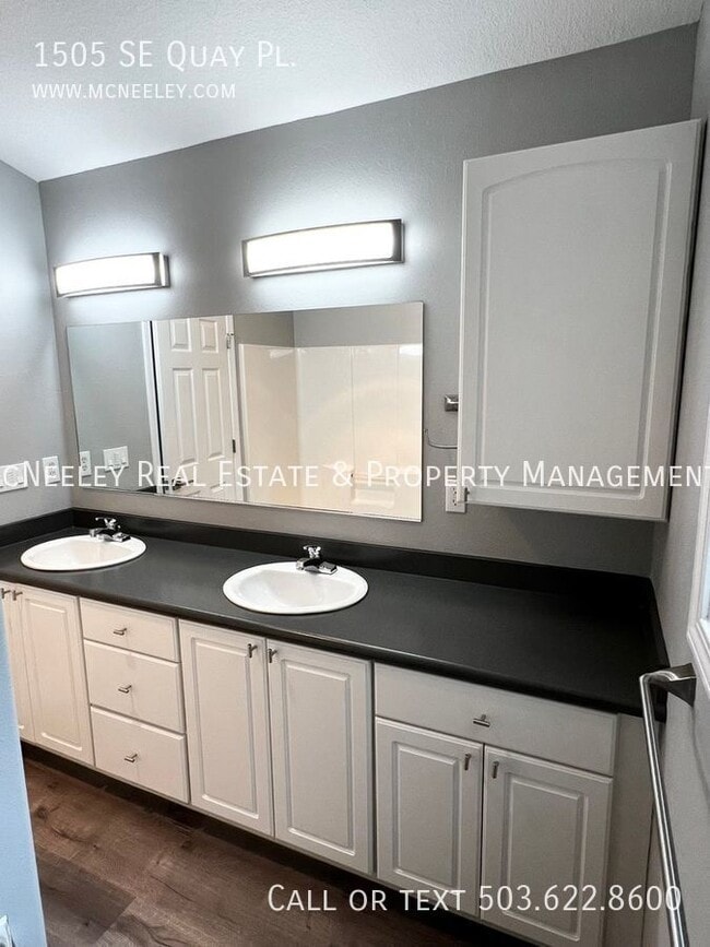Building Photo - 1505 Quay Pl