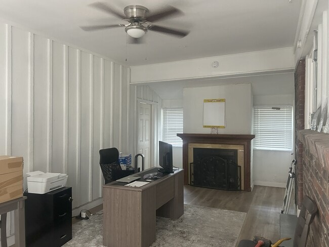 Building Photo - 1309 Ravenwood Dr