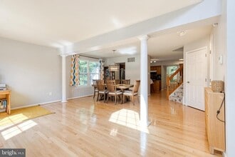 Building Photo - 1202 Jewel Weed Path