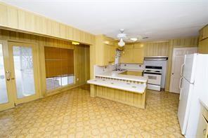 Building Photo - 2047 Fm 2933