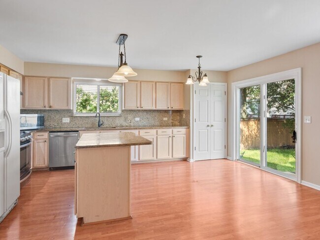 Building Photo - 2607 Flagstone Cir