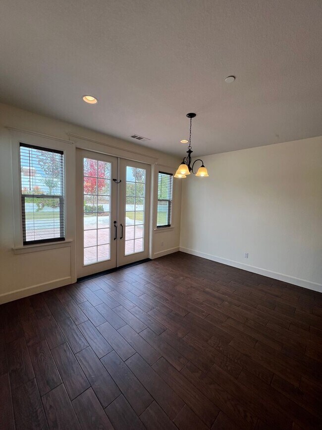Building Photo - 14816 Huckleberry Dr
