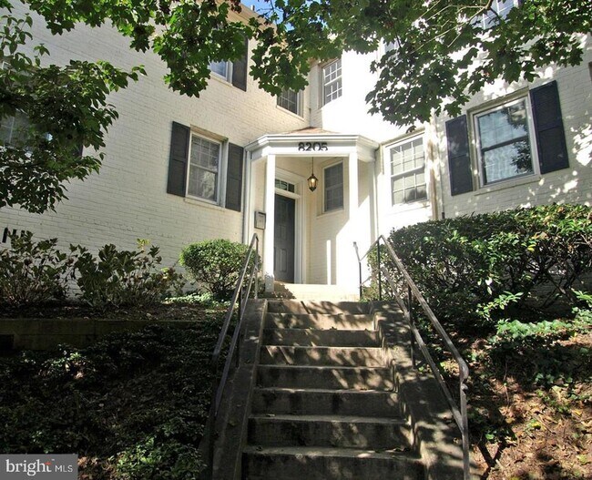 Building Photo - 8205 Grubb Rd