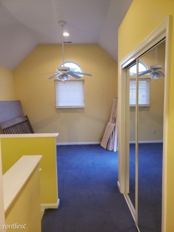 Building Photo - 3 br, 3 bath Townhome - 21 Patcong Dr