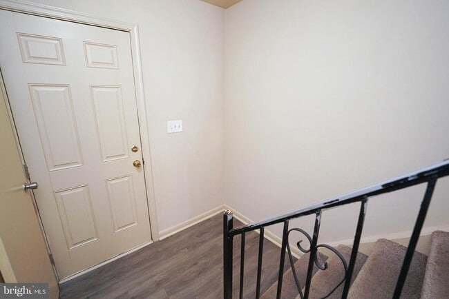 Building Photo - 726 Hemlock St