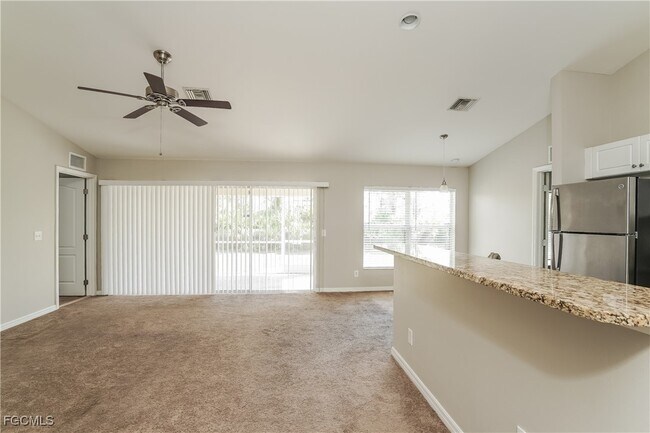 Primary Photo - 769 Gaylord Ave S