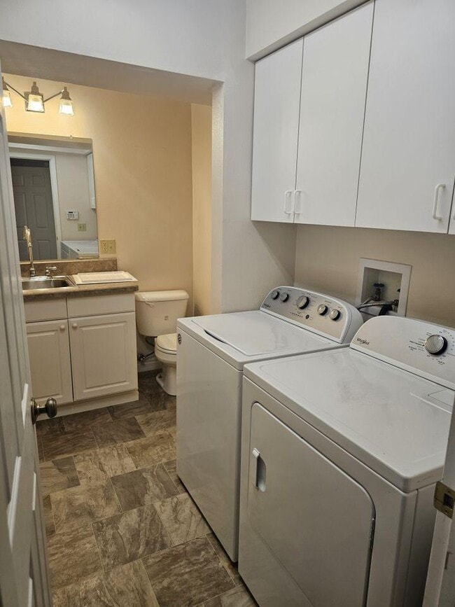 Building Photo - 5 bedroom in Billings MT 59102