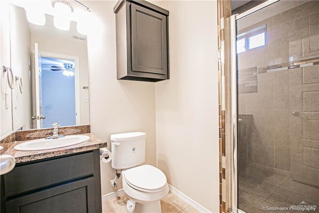 Building Photo - 10 Taxco Ct