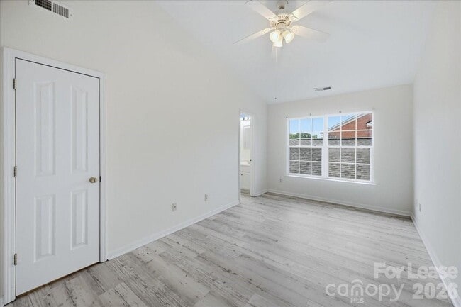 Building Photo - 6928 Creft Cir