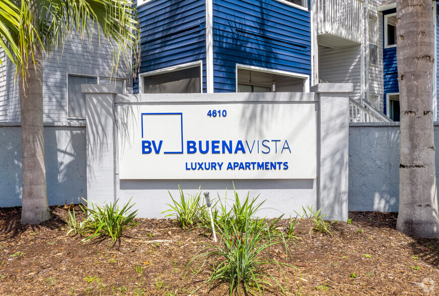 Building Photo - Buena Vista