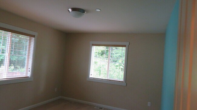 Building Photo - 3181 Brown Loop