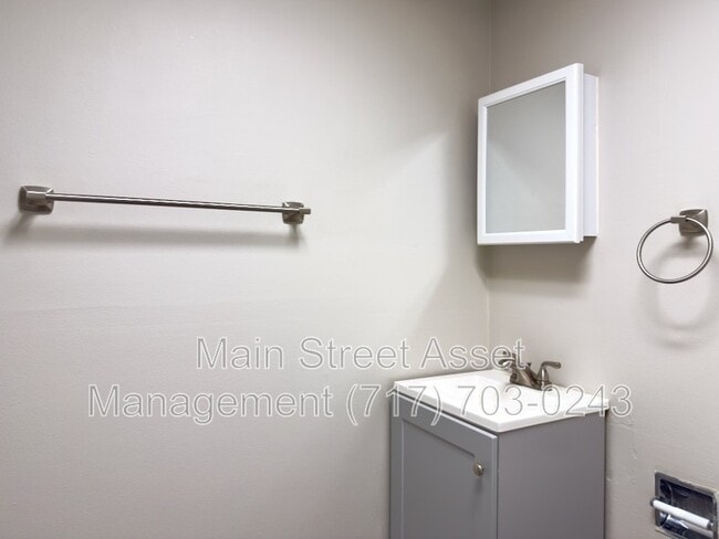 Building Photo - 31 Union St