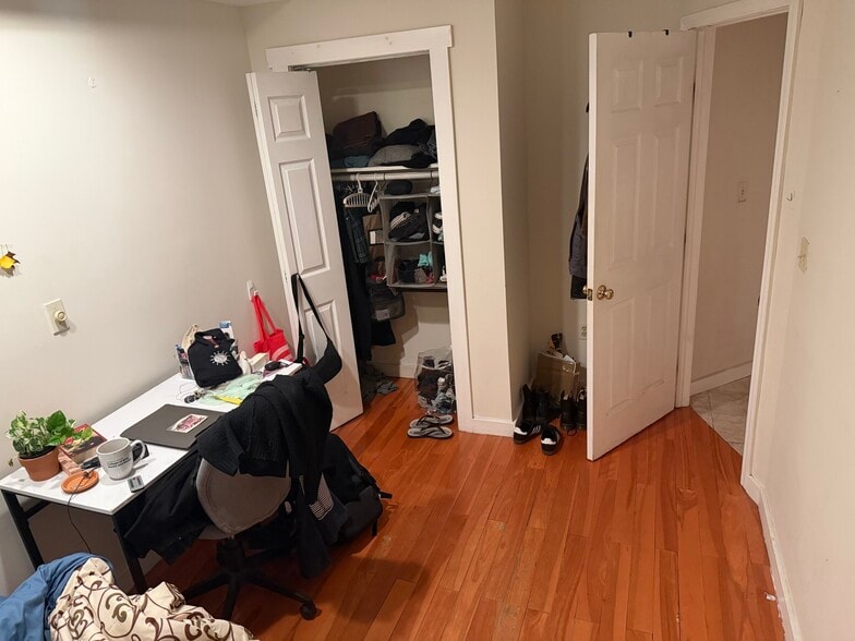 Building Photo - 104 Hammond St