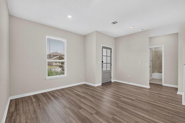 Building Photo - 13817 Gilwell Dr