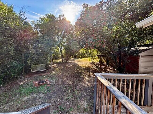 Building Photo - 2214 Kimberly Dr