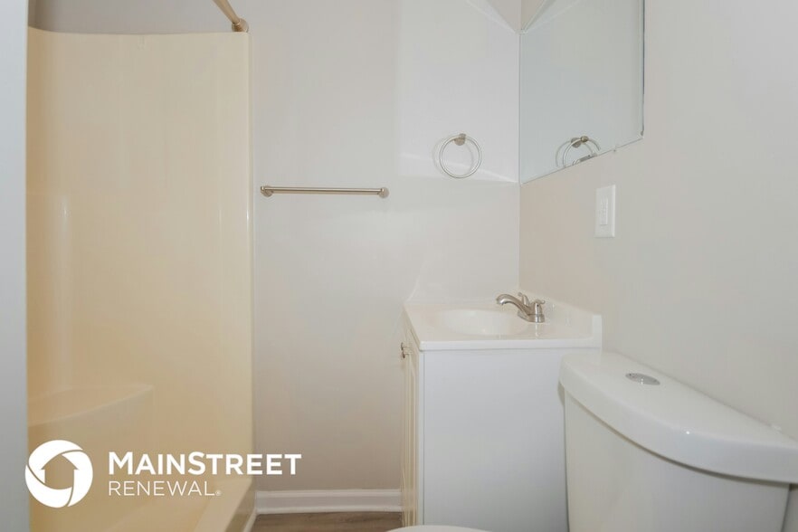 Building Photo - 2943 S Rybolt Ave