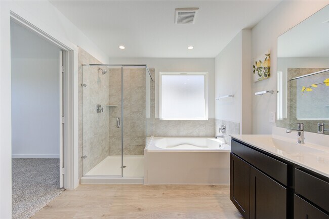 Building Photo - 8038 Tropea Dr