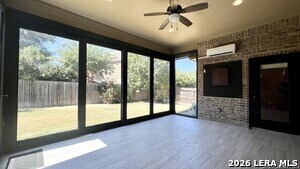 Building Photo - 1907 Roaring Fork