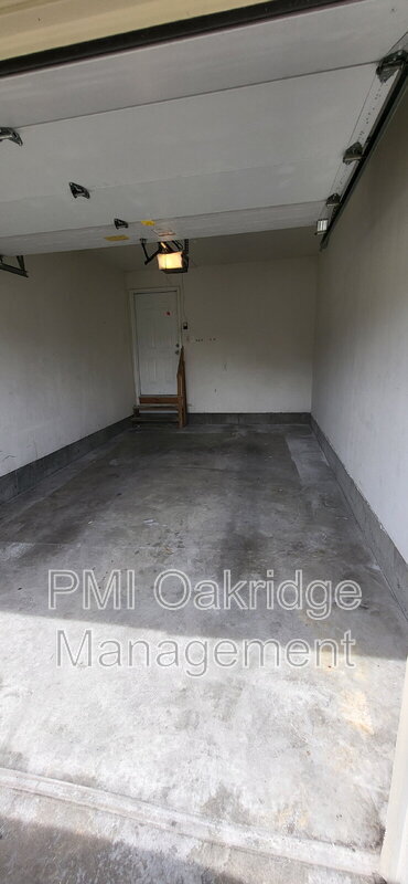 Building Photo - 749 Charlton Ct