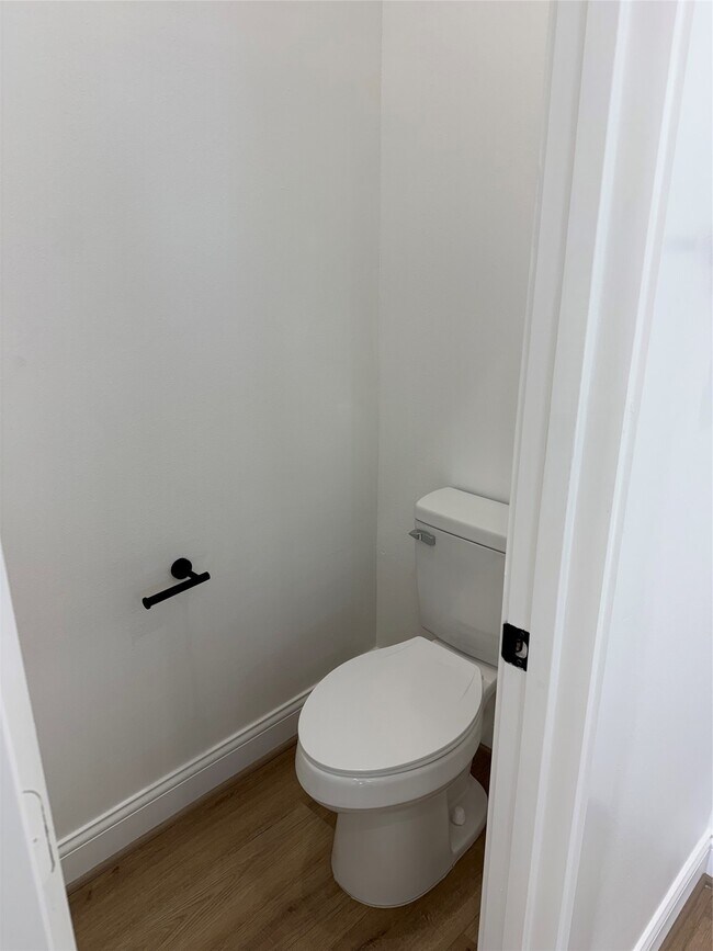 Building Photo - 6350 Culberson St