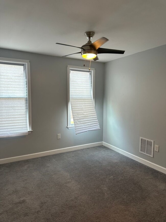 Building Photo - Stylish, Renovated Home Near Downtown Baltimore! W/D! Central Air! Close to Johns Hopkins Main Ca...