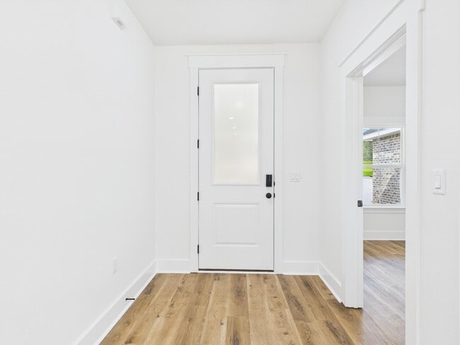 Building Photo - 333 Shoal River Dr