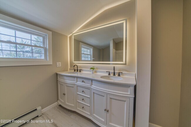Building Photo - 1332 Lacka Trl