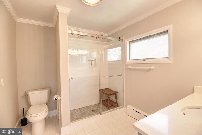 Building Photo - 44 Fulton Ave