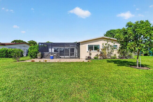 Building Photo - 14624 Country Side Ln